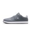 Jordan Court Connect Low Gris IQ5698 005
